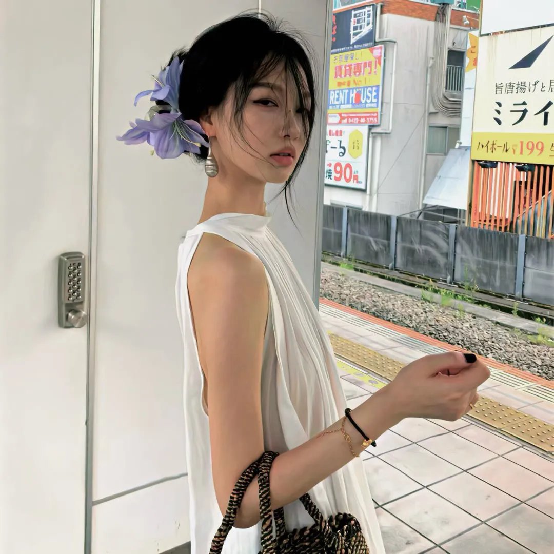 惊叫少女