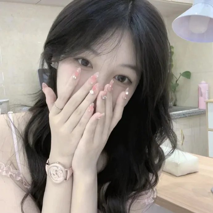 小鱼莉莉