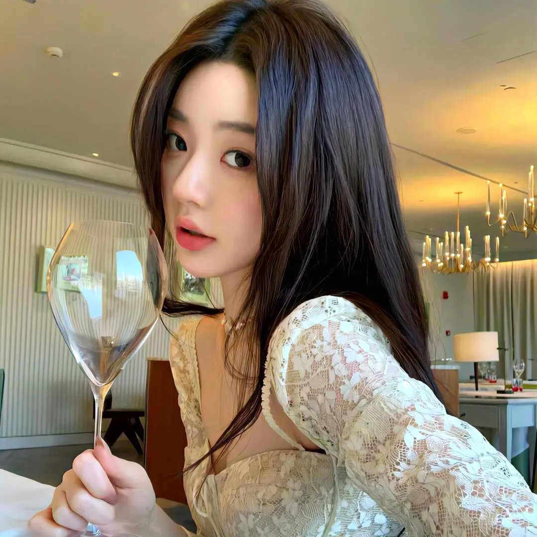 翘楚